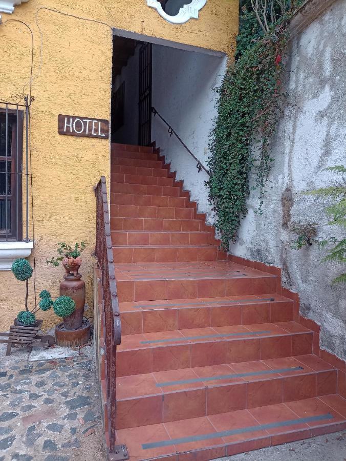 Hotel El Mirador Anexo 1 Santa Lucía Milpas Altas Dış mekan fotoğraf