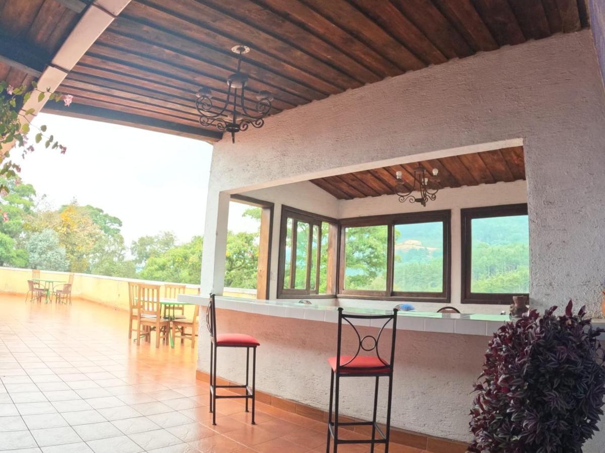 Hotel El Mirador Anexo 1 Santa Lucía Milpas Altas Dış mekan fotoğraf